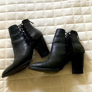 Chinese Laundry / Kristin Cavallari Leather ankle boots